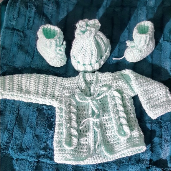 Super soft sweater, booties, hat